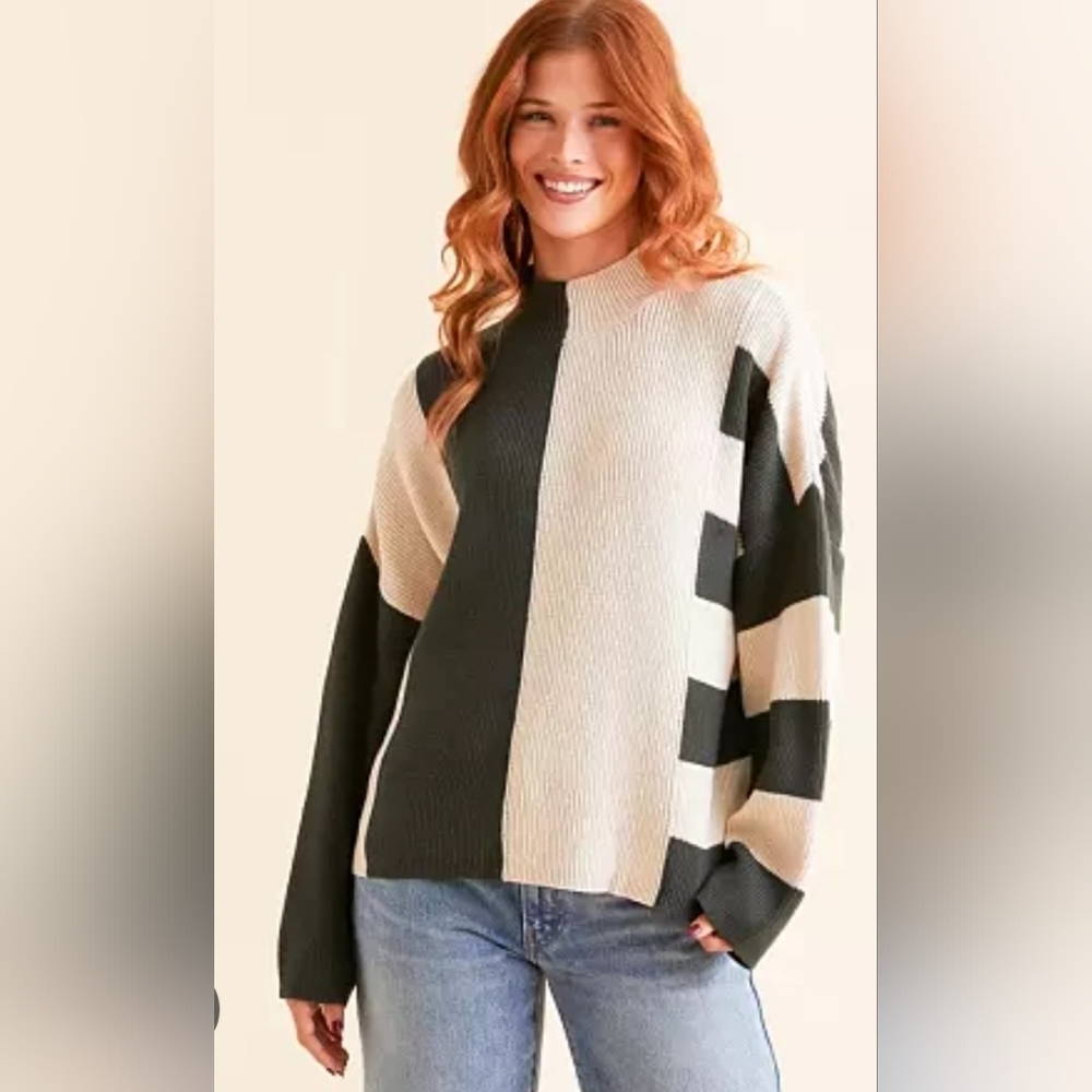 Blu Pepper Green and Cream Colorblock Sweater Size Large PTP 26